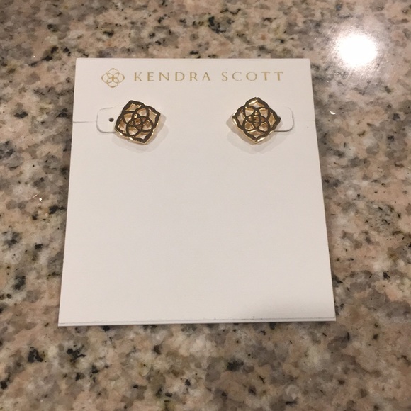 Kendra Scott Dira Gold Earrings - Picture 3 of 3